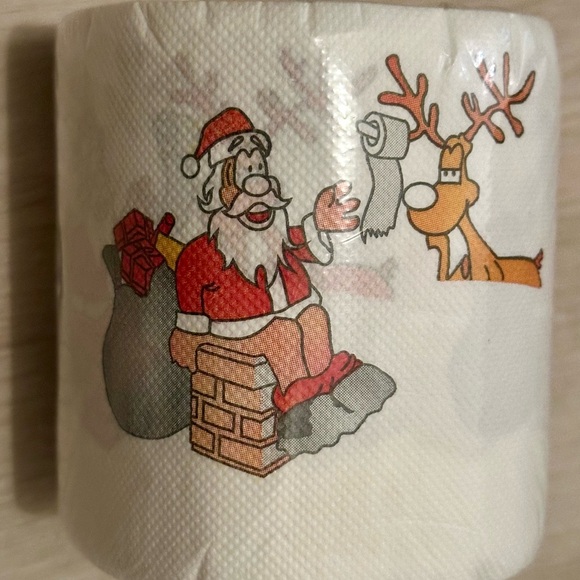 Santa Claus & Reindeer Gag Toilet Paper | Funny Christmas Novelty Gift - Picture 15 of 16
